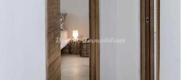 Вилла с 5 комнатами в Палау, Италия № 38585 35