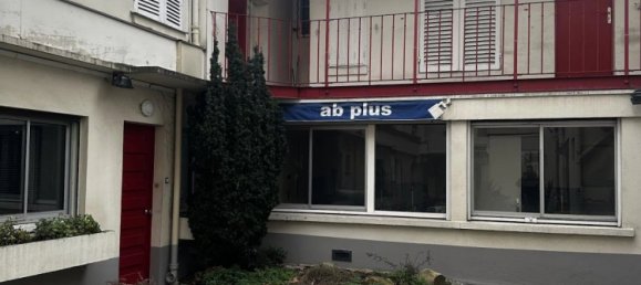 Apartamento de 1 dormitorio en Neuilly-sur-Seine, France No. 134895 2