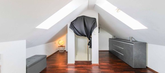 1 Schlafzimmer Doppelhaus in München, Germany, Nr. 340205 2