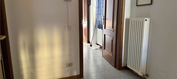 5 rooms House in Romagnano Sesia, Italy No. 285666 11