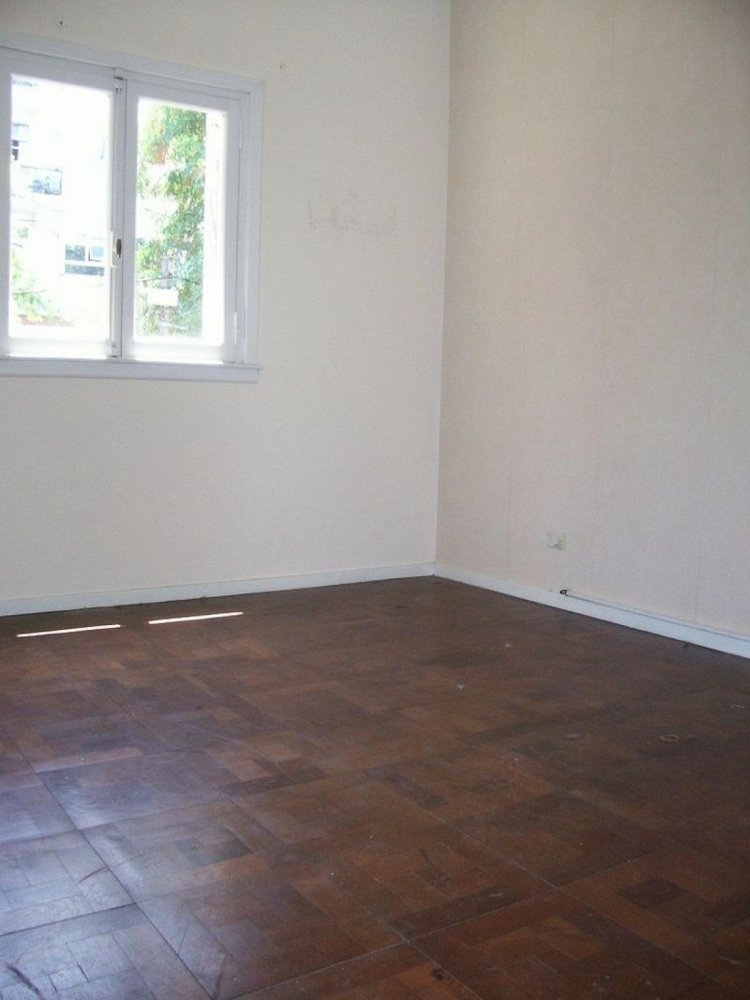 6 غرف نوم شقة في Almirante Brown, Argentina رقم 93464