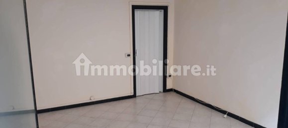 22m² Warehouse in Livorno, Italy No. 270754 3