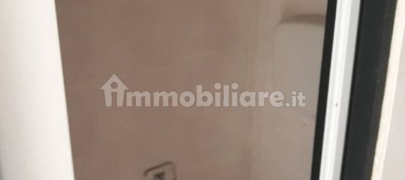 22m² Warehouse in Livorno, Italy No. 270754 5