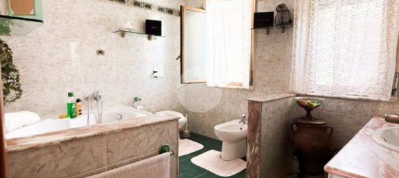 4 غرف نوم شقة في Messina, Italy رقم 346283 49