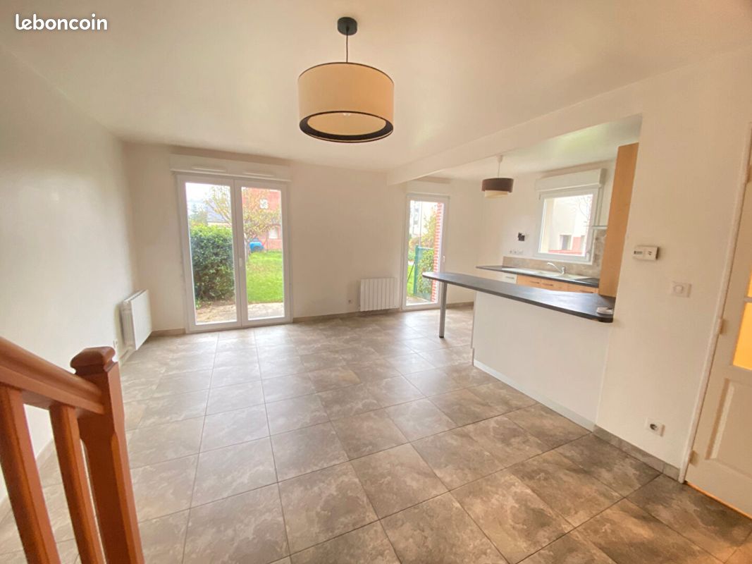 Casa de 2 dormitorios en Orleans, France No. 160234