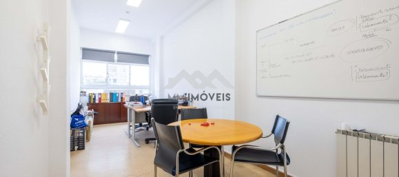 322m² Building in Porto, Portugal No. 145275 24