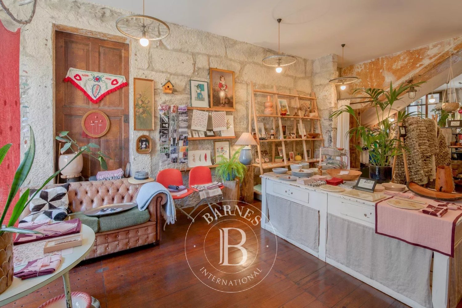 Propriété commerciale à Porto, Portugal 149m² No. 190690