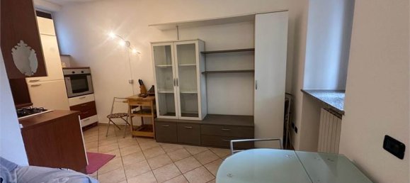 1 Schlafzimmer Wohnung in Somma Lombardo, Italy, Nr. 262144 3