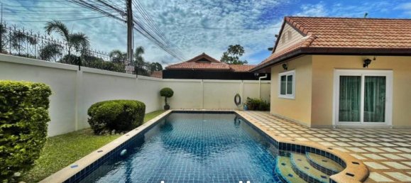 4 bedrooms Cafe / restaurant in Bang Lamung, Thailand No. 15667 3