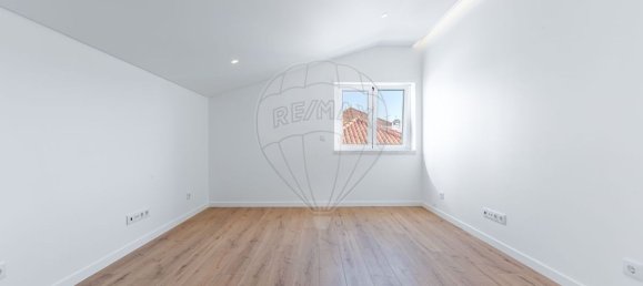 4 bedrooms House in Odivelas, Portugal No. 53927 16