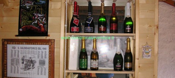 Дом с 6 комнатами в Валь ди Зольдо, Италия № 238250 30