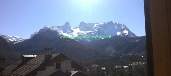 Дом с 6 комнатами в Валь ди Зольдо, Италия № 238250 4