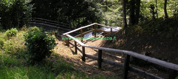 Дом с 6 комнатами в Валь ди Зольдо, Италия № 238250 35