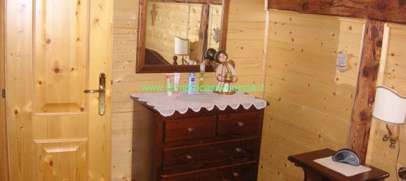 Дом с 6 комнатами в Валь ди Зольдо, Италия № 238250 17