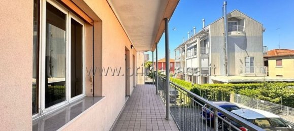 2 rooms Apartment in Jesolo, Italy No. 202061 14