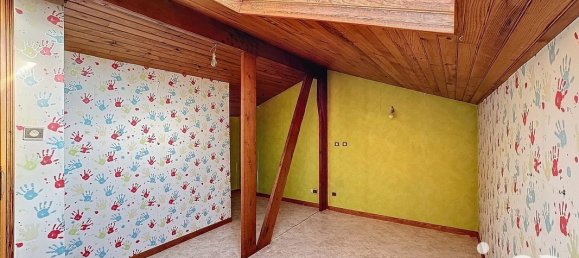 3 bedrooms House in Vittel, France No. 43383 9