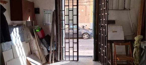 3 rooms Apartment in Palermo, Italy No. 77115 4
