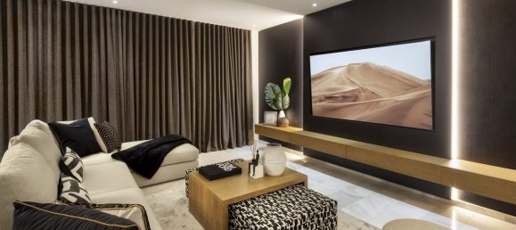 12 bedrooms Villa in Marbella, Spain No. 99180 14