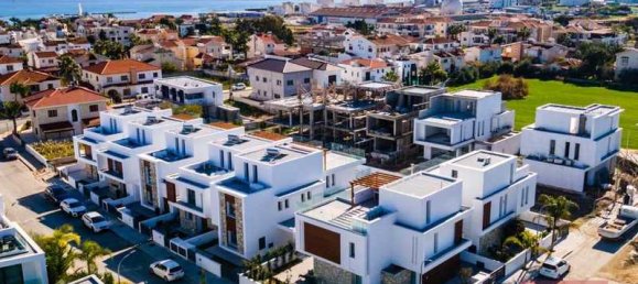 Вилла с 4 спальнями в Ларнака, Кипр № 83729 9