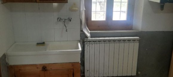 Casa de 9 habitaciónes en Arcevia, Italy No. 253901 5