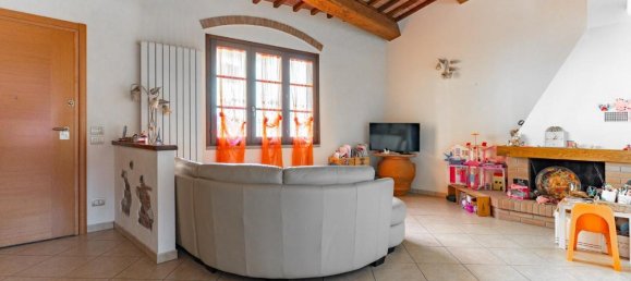 Дом с 6 комнатами в Эмполи, Италия № 79037 18