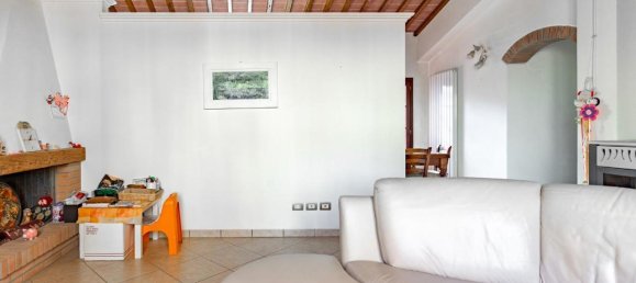 Дом с 6 комнатами в Эмполи, Италия № 79037 21