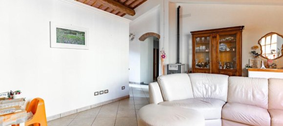 Дом с 6 комнатами в Эмполи, Италия № 79037 22