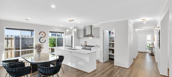 4 chambres Maison à Tarneit, Australia No. 85 14