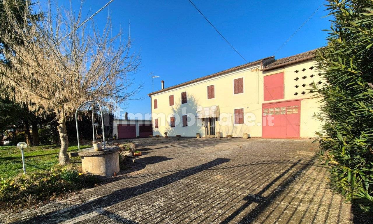 3 Schlafzimmer Haus in Pressana, Italy, Nr. 206909