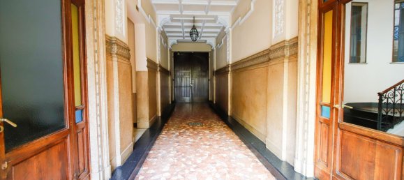 115m² Office in Turin, Italy No. 211049 3