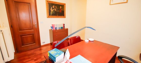 115m² Office in Turin, Italy No. 211049 10
