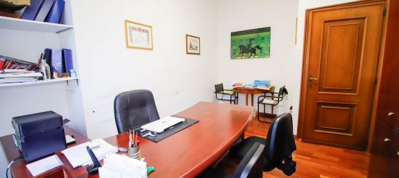 115m² Office in Turin, Italy No. 211049 13