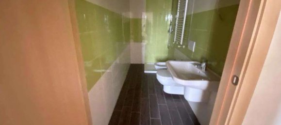 53-Zimmer Wohnung in Abbiategrasso, Italy, Nr. 7840 8