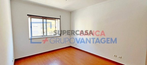 2 Schlafzimmer Wohnung in Barreiro, Portugal, Nr. 209757 4