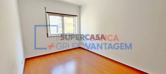 2 Schlafzimmer Wohnung in Barreiro, Portugal, Nr. 209757 5