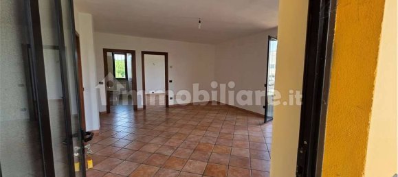 3 Schlafzimmer Villa in Borgo Ticino, Italy, Nr. 281505 6