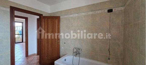 3 Schlafzimmer Villa in Borgo Ticino, Italy, Nr. 281505 14