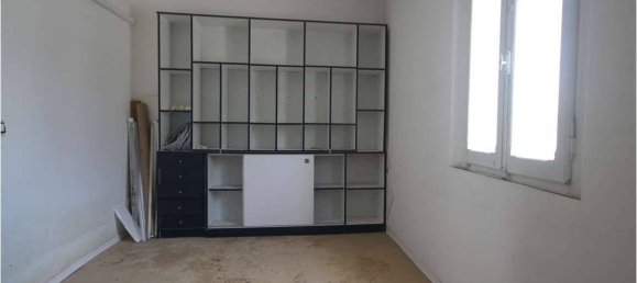 Propiedad comercial de 2 habitaciónes en Senigallia, Italy No. 257562 4