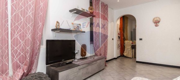 Apartamento de 1 dormitorio en Genoa, Italy No. 55174 3
