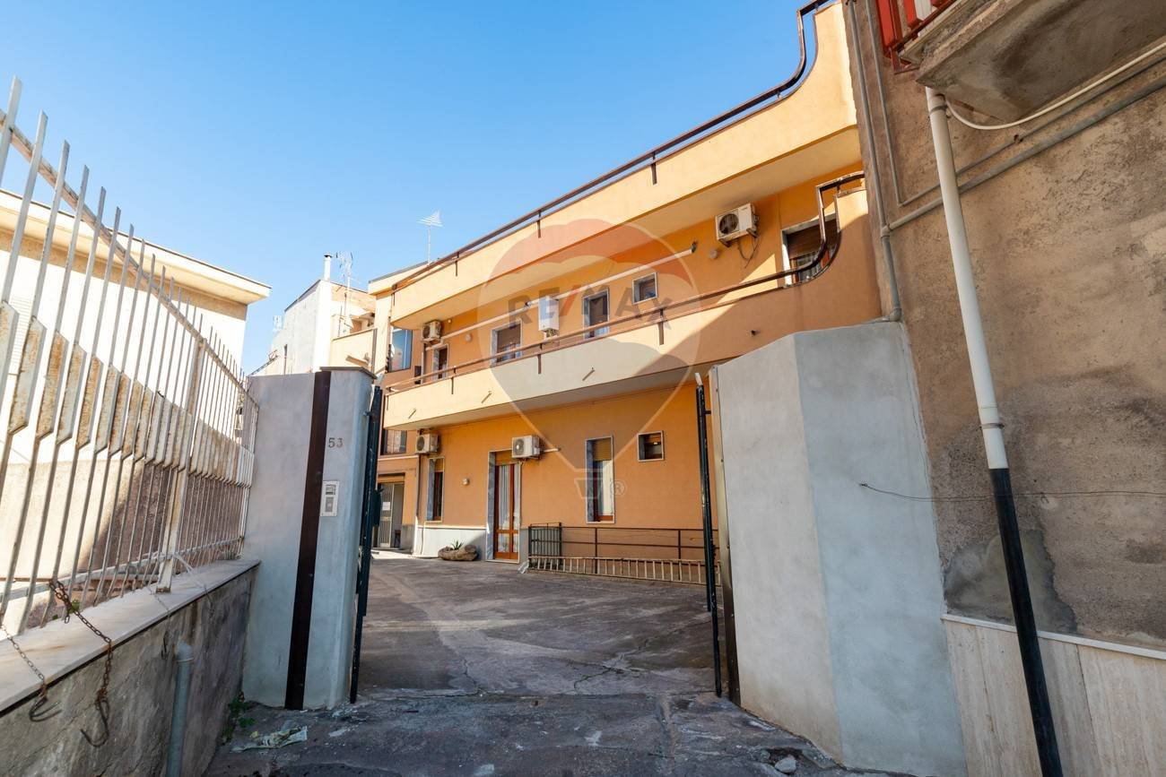 2 chambres Appartement à Paternò, Italy No. 287861