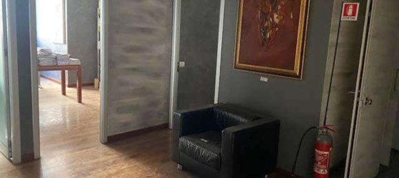 Oficina en Milan, Italy 630 m² No. 359008 19