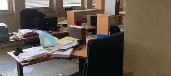 Oficina en Milan, Italy 630 m² No. 359008 27