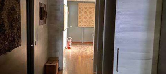 Oficina en Milan, Italy 630 m² No. 359008 21