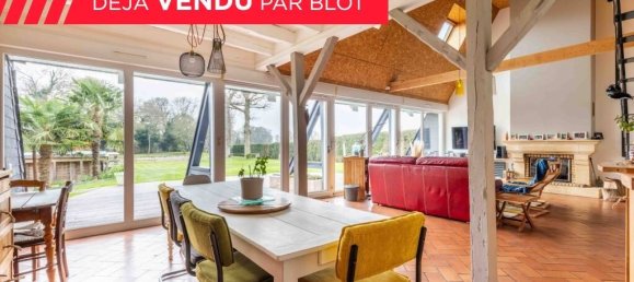 Villa de 5 dormitorios en Talensac, France No. 194188 2