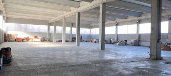 5500m² Warehouse in Triuggio, Italy No. 218064 8