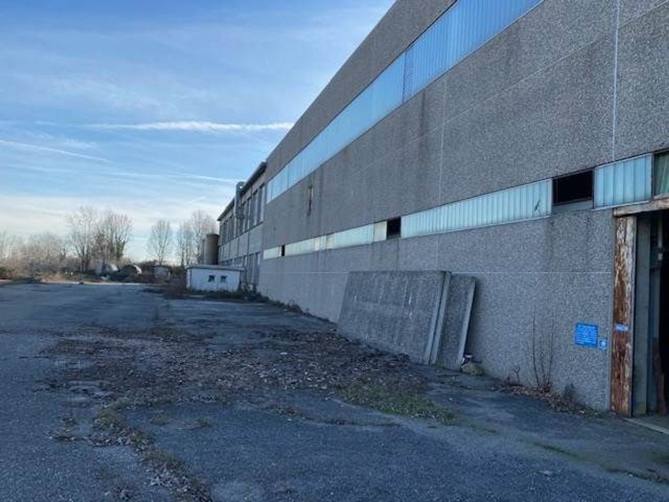 5500m² Warehouse in Triuggio, Italy No. 218064