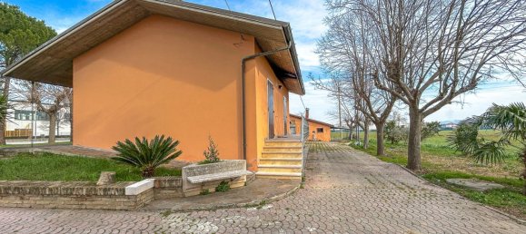 Вилла с 9 комнатами в Карточето, Италия № 17437 6