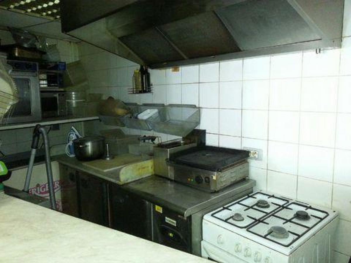 70m² Factory in Cannes, France No. 17798