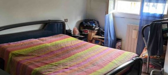 2-salle Appartement à Albino, Italy No. 8589 28