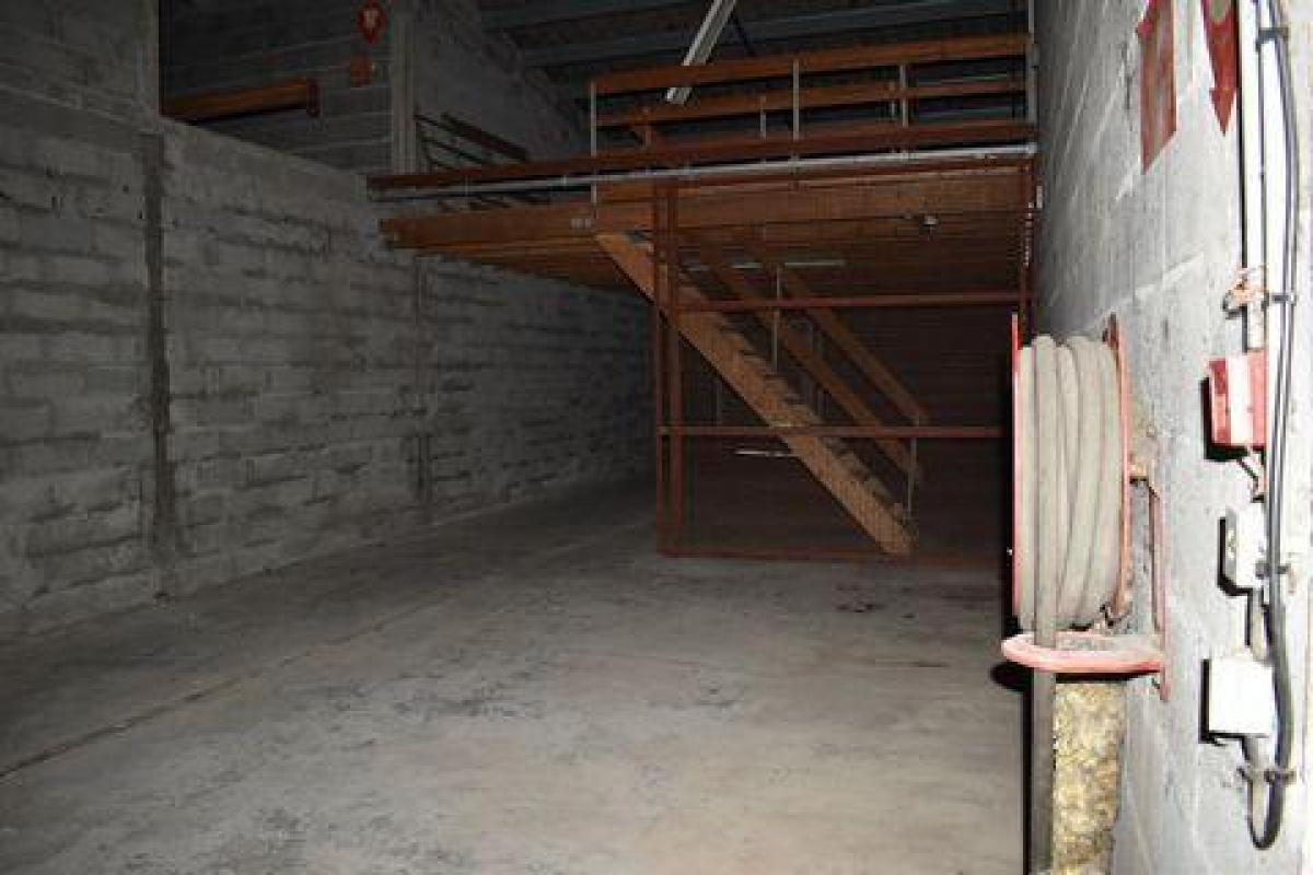 Bureau à Airvault, France 1200m² No. 21100